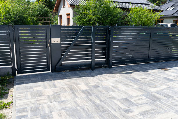 Best Driveway Pavers Installation  in Hillsdale, MI