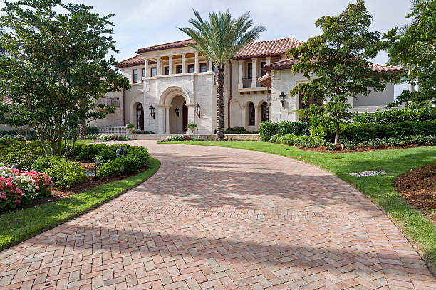 Trusted Hillsdale, MI Driveway Pavers Experts
