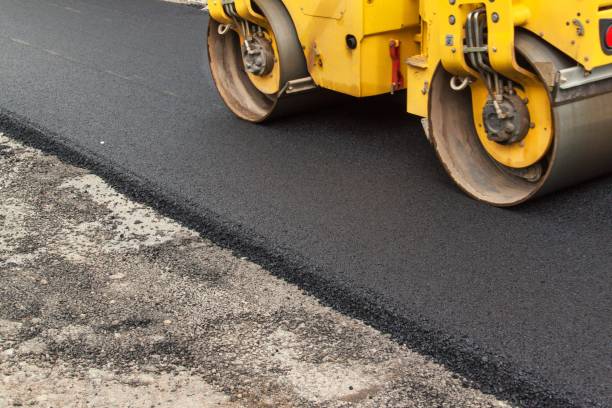 Best Residential Driveway Paver Services  in Hillsdale, MI